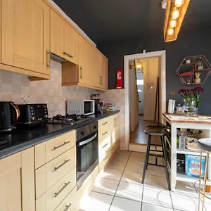https://stunning-victorian-house.yorkshirehotels.net