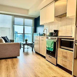 https://cozy-condo-near-eatoncentre-mall.hotelstorontoontario.org